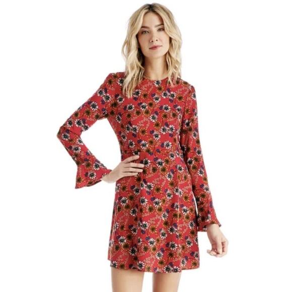 WAYF Medium Long Sleeve Tie Back Floral Dress Retro 70s Inspired - Picture 1 of 12